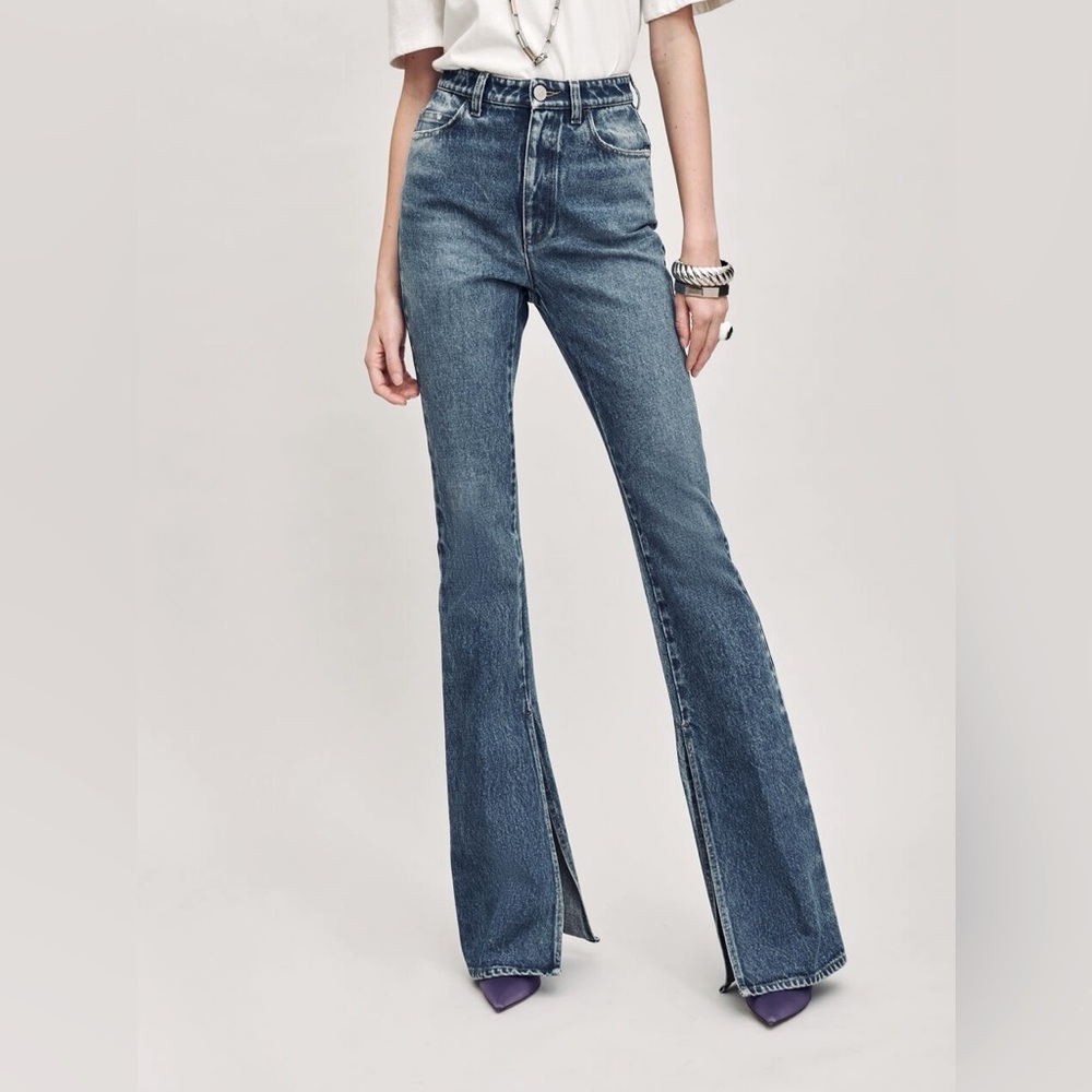 New Ultra High Rise Stretch Flare Jean Dark Blue Size 25